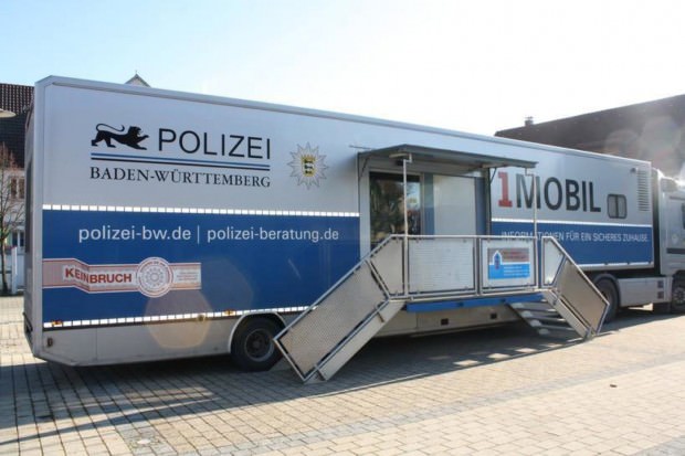 polizei praeventionstruck 620x413 - "Schutz vor ungebetenen Gästen" – Mobile Beratungsstelle der Polizei berät gegen Wohnungseinbruch in Wohlgelegen