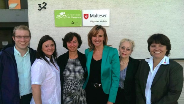 Bei der Malteser Migranten Medizin - Christian Stalf, Karin Urbansky, Daniela Carrara, Generalsekretärin Katrin Schütz, Roswitha Henz-Best und Sabine Würth (v.l.n.r.) | Foto: CDU Neckarstadt