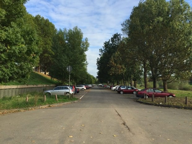 parkplatz uniklinikum 620x465 - Erneut Autoaufbrüche auf Klinikumsparkplatz