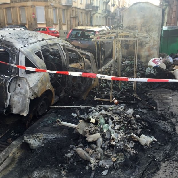 An der Straßenecke sieht es aus, als habe eine Bombe eingeschlagen | Foto: Lesereinsendung (T.M.)