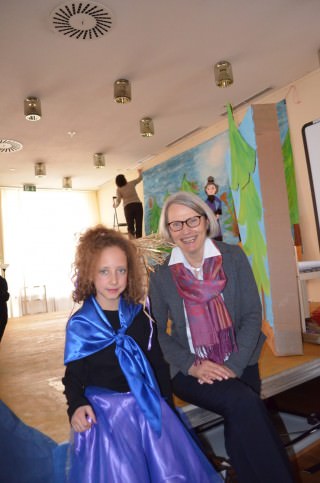 Bildungsbürgermeisterin Dr. Ulrike Freundlieb bei der Eröffnung des fünften Kindertheaterfestivals | Foto: Stadt Mannheim