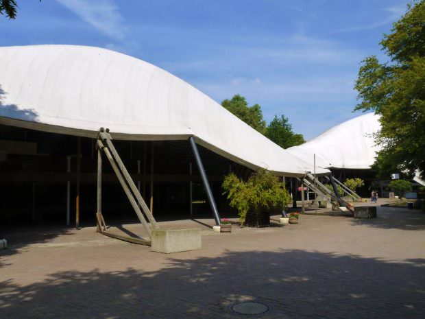 Das charakteristische Planendach der Multihalle | Foto: Neckarstadtblog