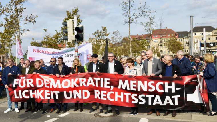 demo 2018 10 03 p1070276 760x428 - Der 3. Oktober & der Totalausfall der “bürgerlichen Mitte” in Mannheim