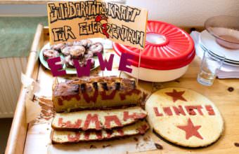 Das linke Zentrum kriegt's gebacken: Ein "Solidaritätskuchen" | Foto: CKI