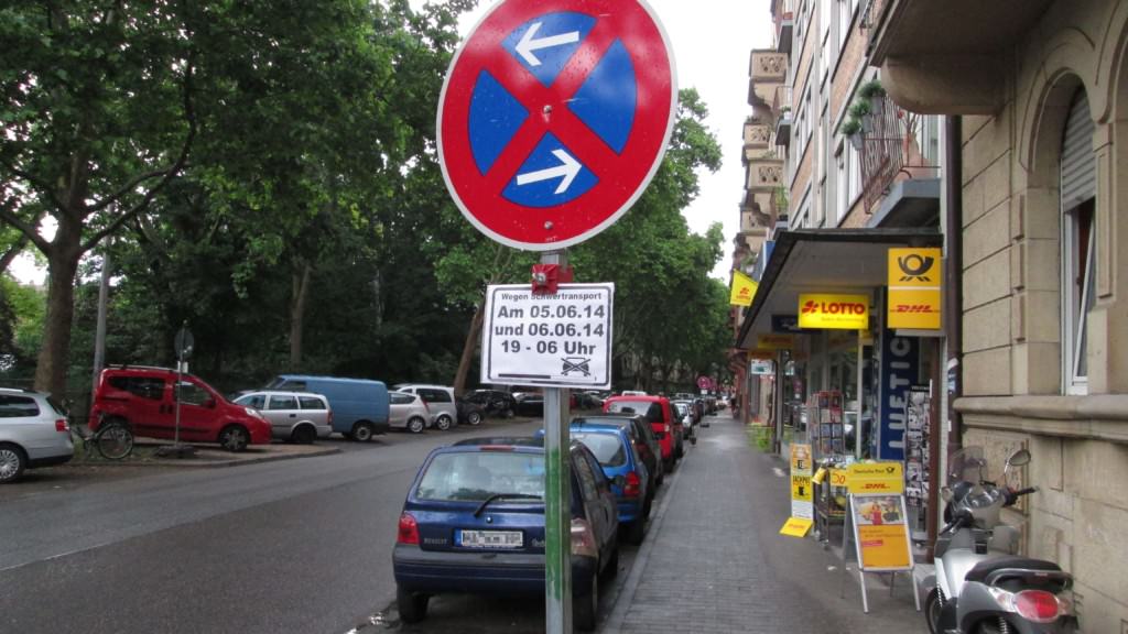 Parkverbotsschilder Lange Rötterstraße