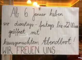 10403192 608463935926986 3257052646093327166 n 340x251 - Abendbrot im Caf&eacute; Pfau