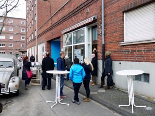 p1030158 m 320x240 - Fotostrecke: Eröffnung des Bürgercafés in Wohlgelegen