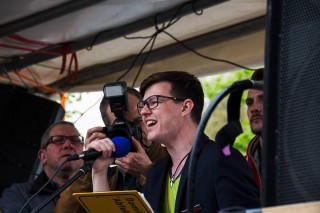 besser unbequem 34 320x213 - Fotostrecke: "Besser unbequem" – Warnstreik der ver.di Jugend