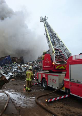 Großbrand bei Recyclingunternehmen | Foto: Stadt Mannheim