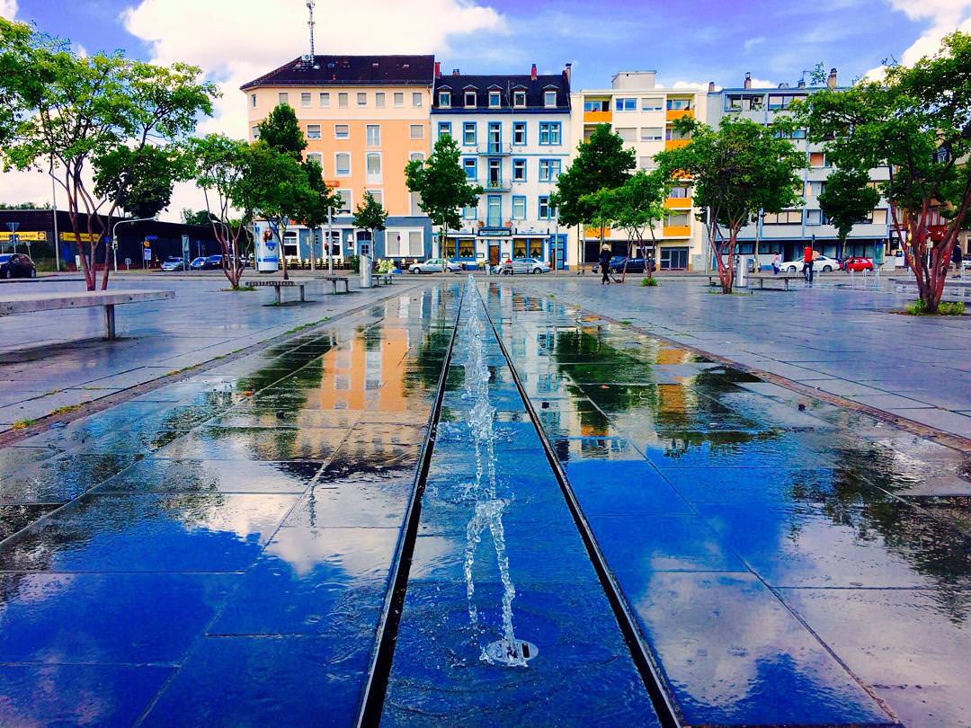 Die sommerliche Brunnenanlage auf dem Alten Messplatz (Archivbild) | Foto: Neckarstadtblog