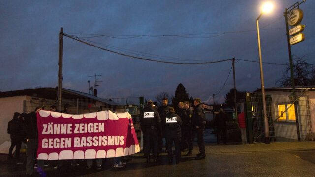 Kundgebung des Offenen Antifa Treffen vor dem Kleintierzüchterverein | Foto: CKI