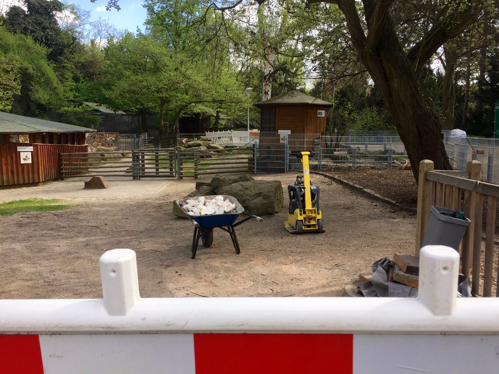 Wegen Bauarbeiten geschlossen. Ein Park-Highlight für jedes Kind steht derzeit nicht zur Verfügung | Foto: M. Schülke