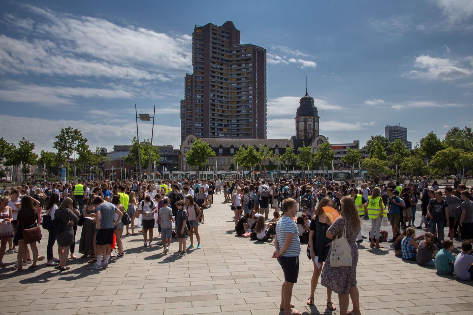 Schülerinnen und Schüler für Toleranz auf dem Alten Messplatz | Foto: CKI