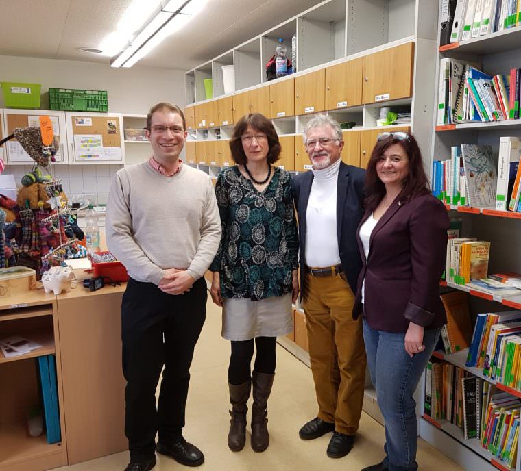 1801 cdu besuch zulliger schule 760x688 - Mehr Räume für förderbedürftige Kinder