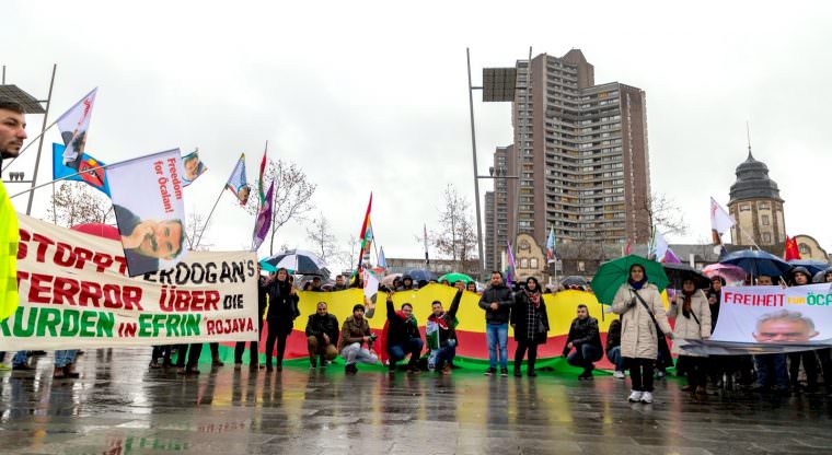 kurden demo 2018 01 20 cki 760x416 - Kurden demonstrieren gegen türkischen Militäreinsatz