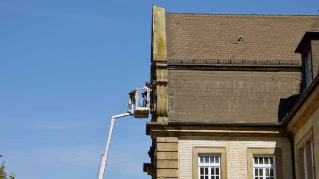 installation-videoueberwachung-alte-feuerwache-p1070116 Von weit oben wollen Stadtverwaltung und Polizeipräsidium den Alten Messplatz rund um die Uhr beobachten lassen | Foto: M. Schülke