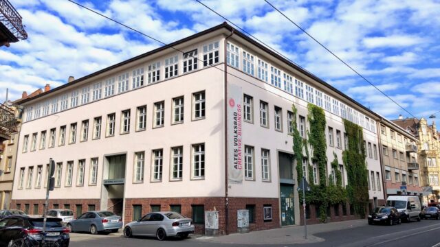 altes volksbad img 3376 640x360 - Image-Pflege statt sozialer Lösungen