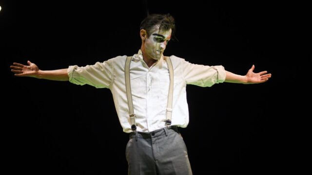 Christian Birko-Flemming interpretiert Wilhelm Reichs 70 Jahre alte Standpauke | Foto: Christian Kleiner / Pressefreigabe