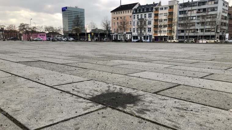 alter messplatz verschmutzung img 8294 760x427 - Spezialreinigung auch für den Alten Messplatz gefordert