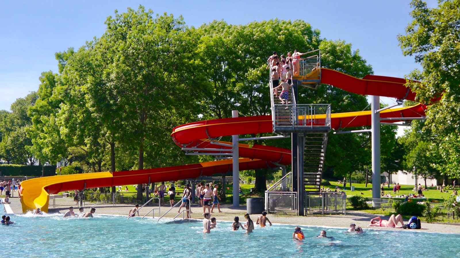 Rutsche im Herzogenriedbad | Foto: Stadt Mannheim