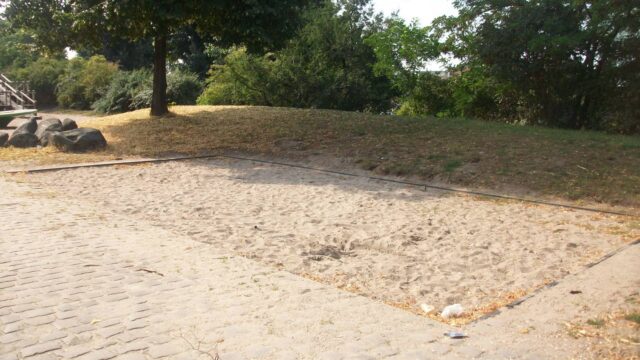 Leergefegt: Der Spielplatz an der Dammstraße | Foto: privat
