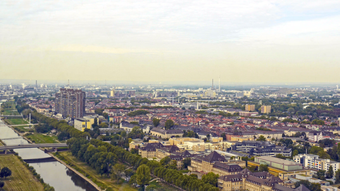neckarstadt von oben p1080843 1142x642 - Mieterverein spricht von dramatischer Mietpreisentwicklung in Mannheim