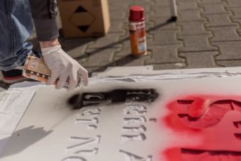 Infostand auf dem Neumarkt | Foto: Ewwe longt's