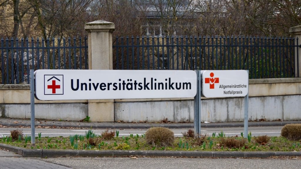 Die Pforte des Mannheimer Universitätsklinikums (UMM) | Foto: M. Schülke