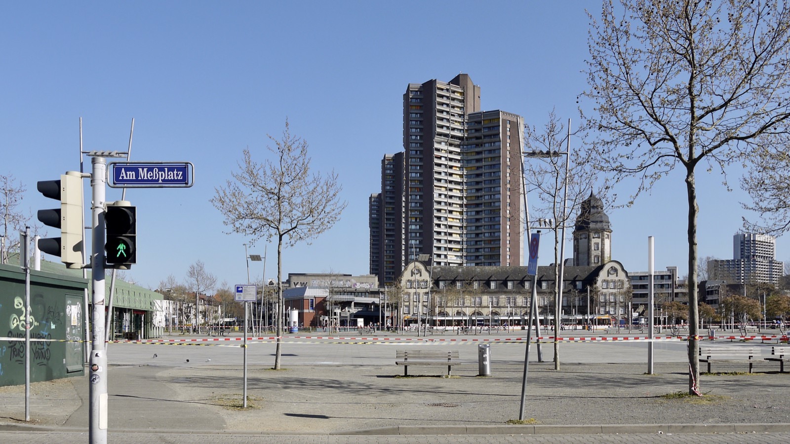 Bis mindestens Mitte Juni bleibt der Alte Messplatz gesperrt | Foto: M. Schülke