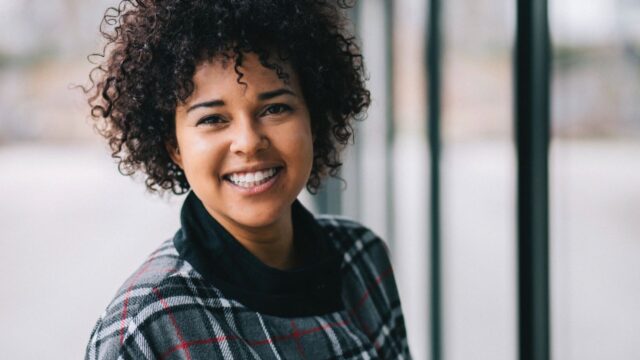 Quartiermanagerin Jennifer Yeboah | Foto: http://www.atelierhinterhaus.de