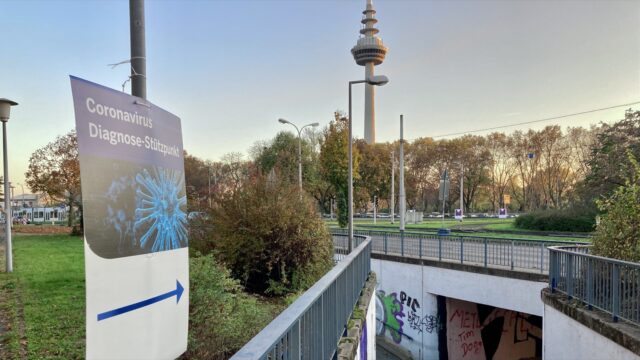 Der Diagnose-Stützpunkt liegt außerhalb der Universitätsklinik | Foto: M. Schülke