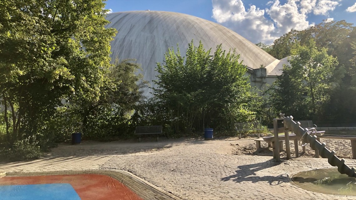 Der beliebte Wasserspielplatz an der Multihalle muss den Plänen der Stadtverwaltung weichen | Foto: M. Schülke