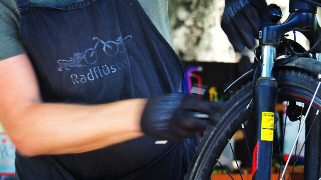 Beim kostenlosen RadCHECK kann jeder sein Fahrrad auf Verkehrssicherheit überprüfen lassen | Foto: Stadt Mannheim