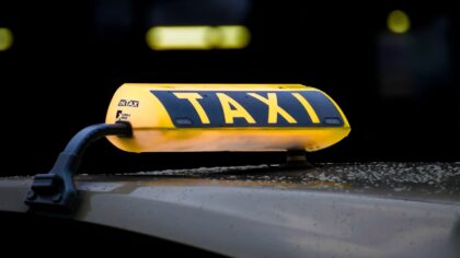 symbolbild-nachttaxi-4720993 Symbolbild Nachttaxi | Foto: Birgit via Pixabay / Bearbeitung: Neckarstadtblog