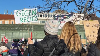 "Wir sind die Brandmauer!"-Demo am 1. Februar 2025 | Foto: M. Schülke