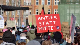 "Wir sind die Brandmauer!"-Demo am 1. Februar 2025 | Foto: Daniel Kubirski