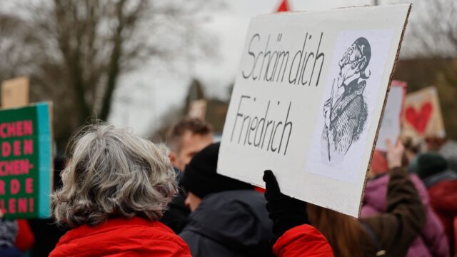 Viele Menschen deutschlandweit wie auch in Feudenheim bringen ihr Entsetzen über die Zusammenarbeit der CDU mit der AfD kreativ zum Ausdruck | Foto: CKI