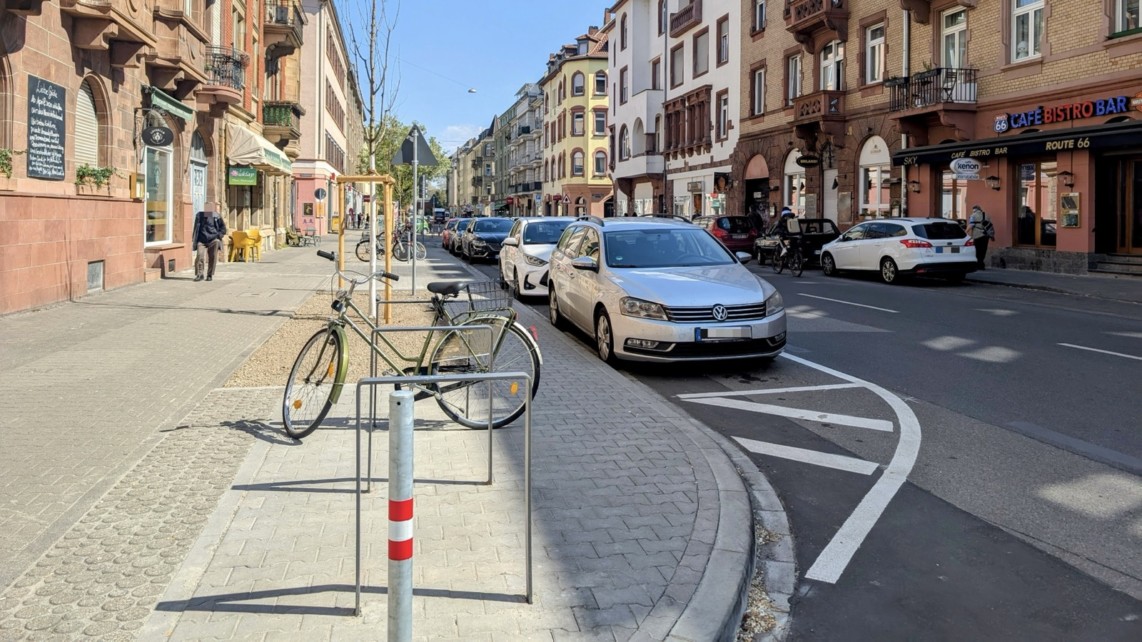 250415 lange roetterstrasse verkehrsberuhigter geschaeftsbereich 1 1142x642 - Umbau der Langen Rötterstraße endlich abgeschlossen