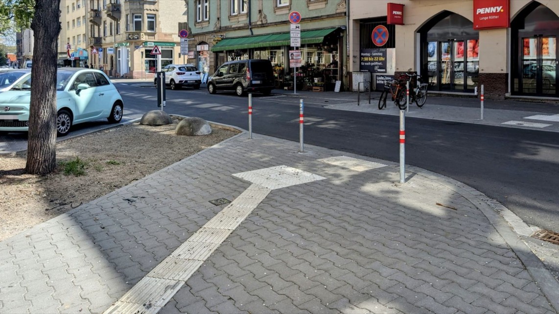 250415 lange roetterstrasse verkehrsberuhigter geschaeftsbereich 2 1142x642 - Umbau der Langen Rötterstraße endlich abgeschlossen