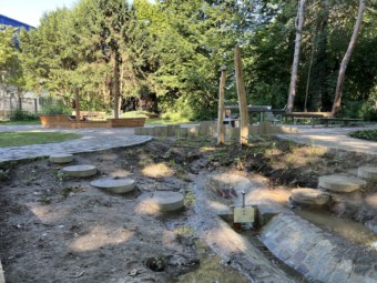 Eindrücke vom neuen Wasserspielplatz im Herzogenriedpark | Foto: M. Schülke