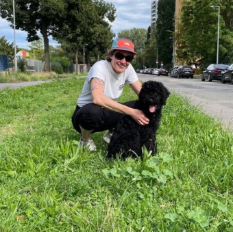 a bohn wiese 340x339 - Kinder würden zwischen Autos und Abgasen spielen…
