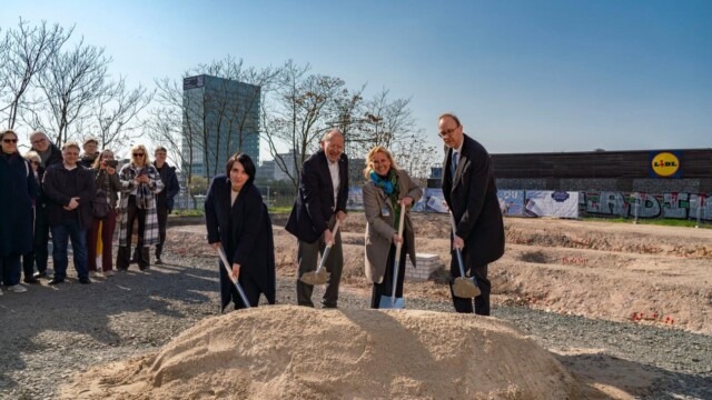 Spatenstich für das Forum Deutsche Sprache MItte März 2026 | Foto: Nikola Haubner / Forum Deutsche Sprache