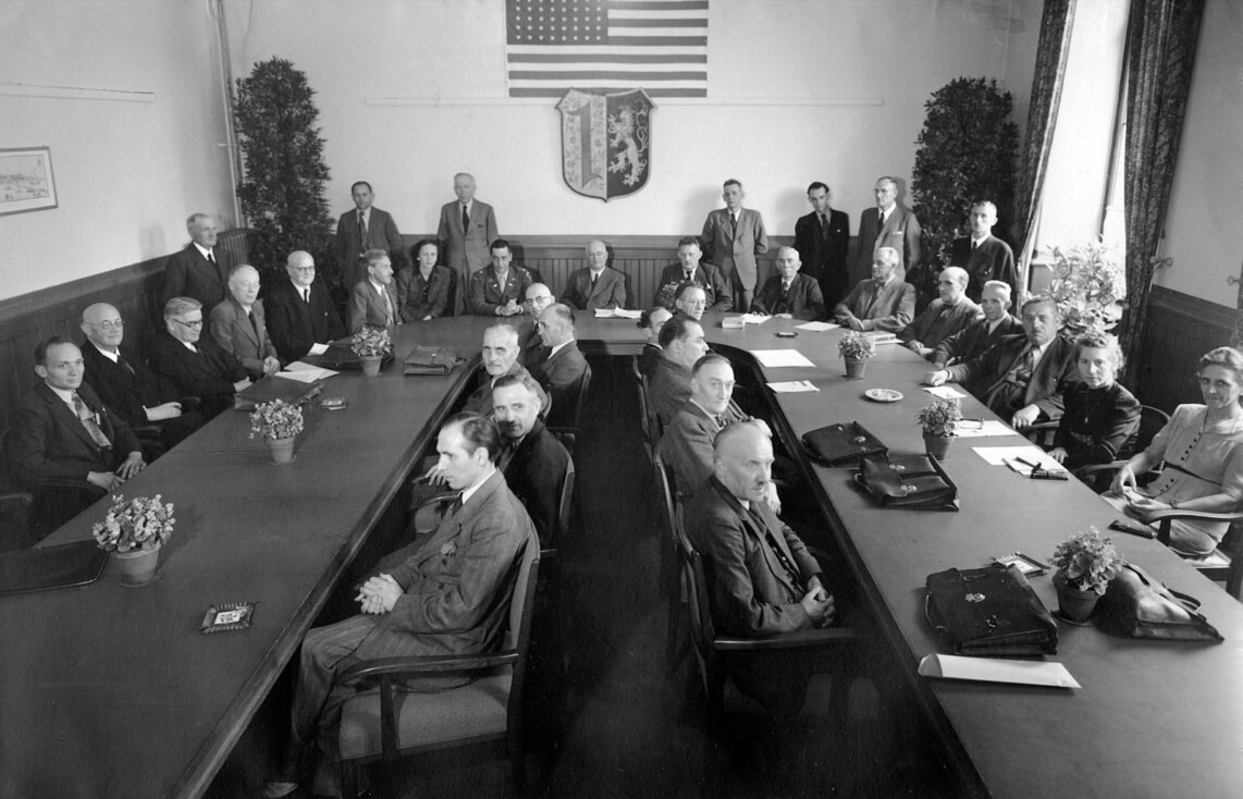 erster gemeinderat mannheim 1946 1142x734 - Er&ouml;ffnung des Anette-Langendorf-Parks auf Turley