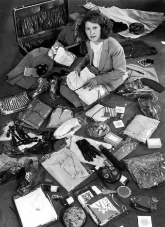 drei frauen ein krieg06 margret bourke white equipment c getty images 340x468 - Drei Frauen gegen das Vergessen
